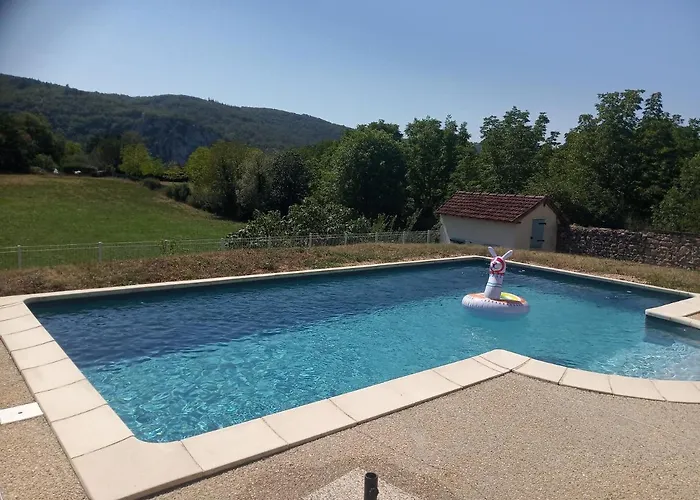 St Cirq Lapopie Piscine Vue Imprenable * Tour-de-Faure